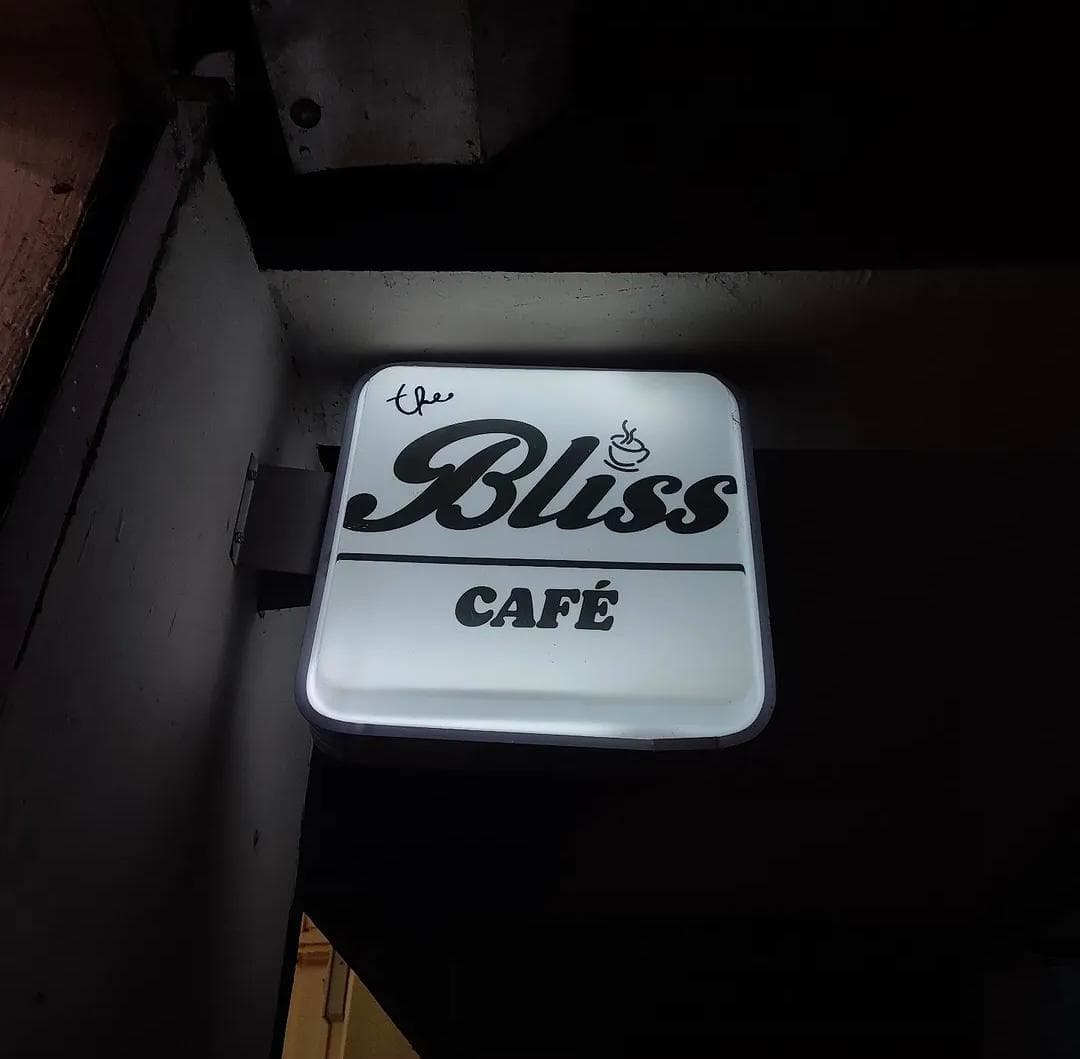The Bliss Café