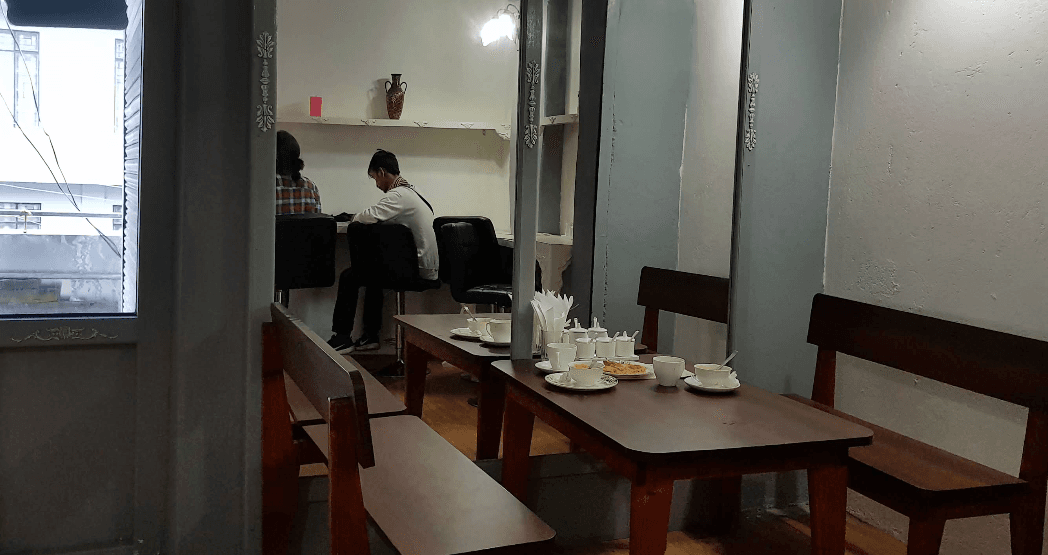 Meet and Eat